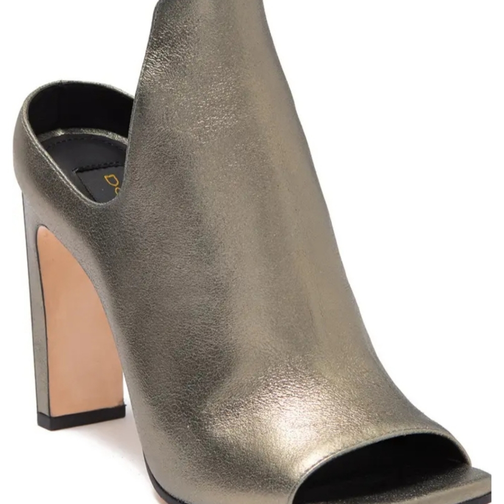DONNA KARAN Sutton Metallic Mule Sandal